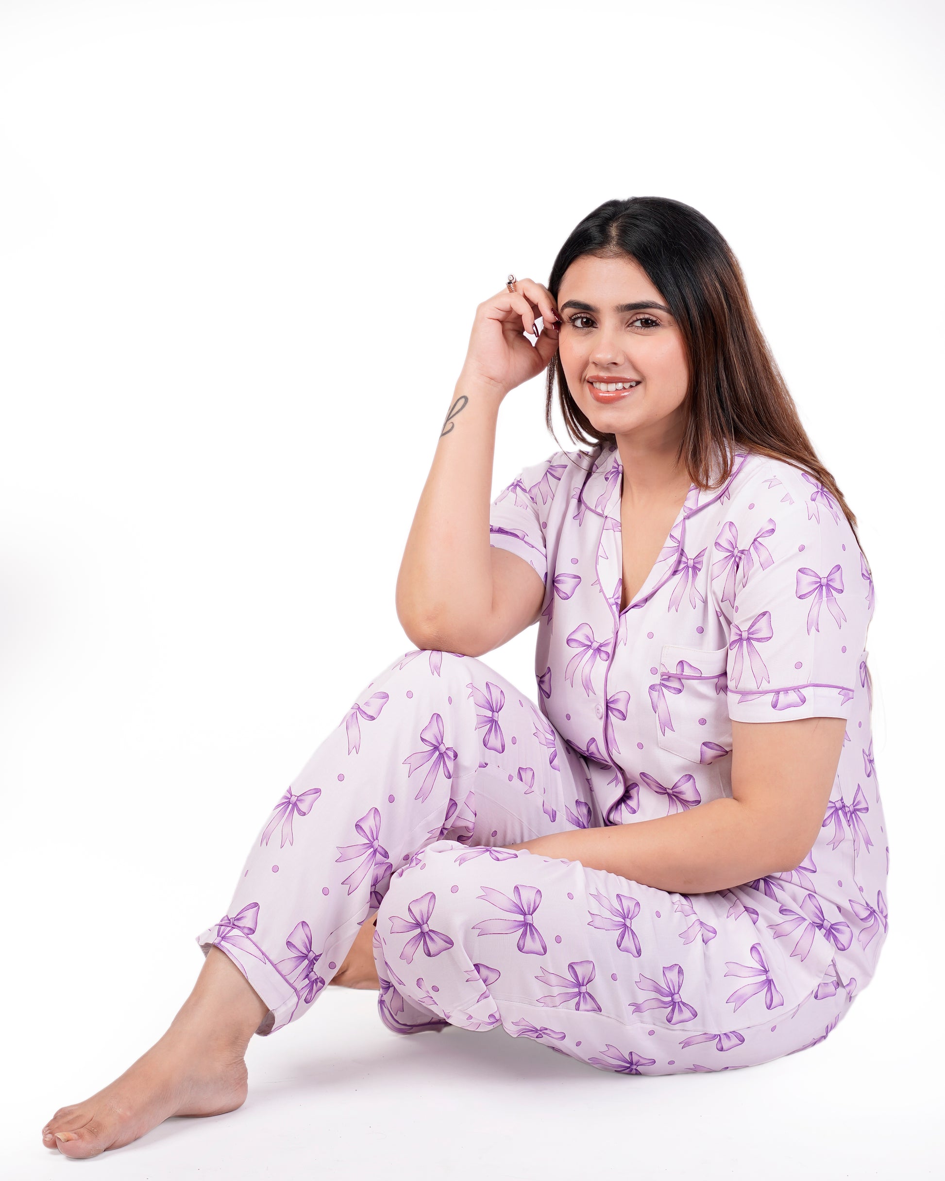 Dreamy Bows Nightsuit Set
