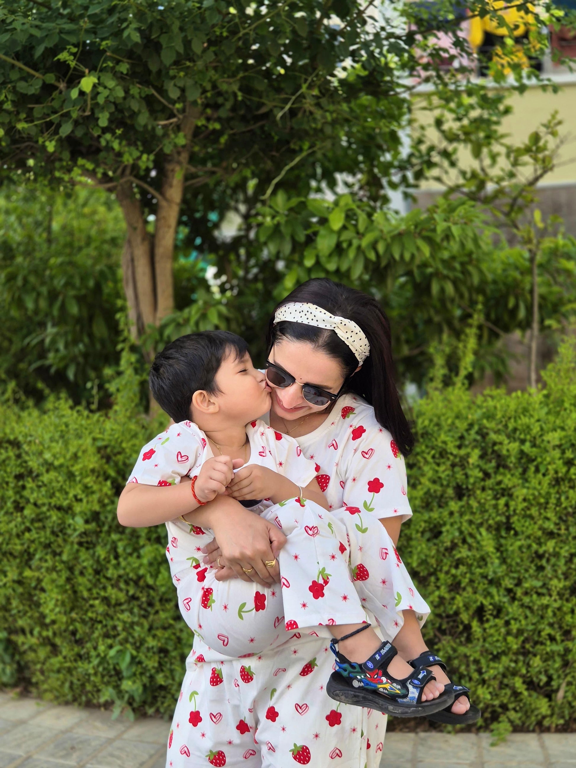 Berry Bloom Twinning Set - BabyAmour