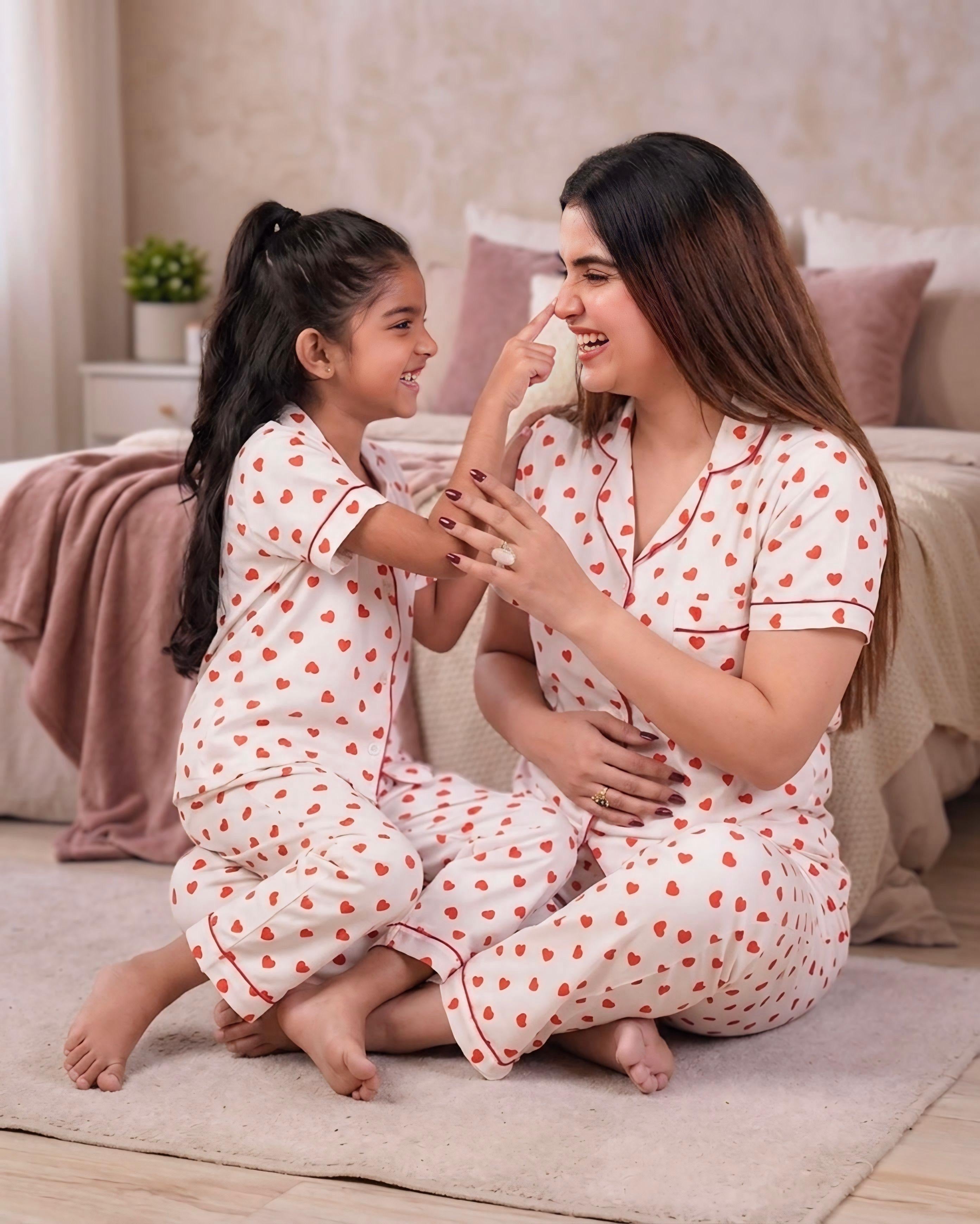 Pop of love twinning set