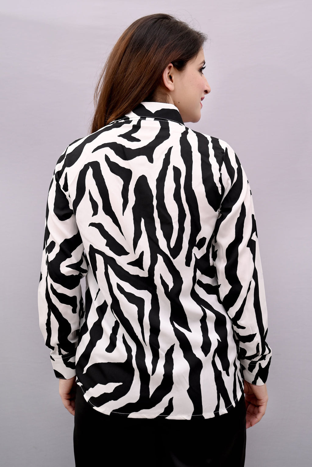 Monochromatic Magic | Shirt | Women BabyAmour
